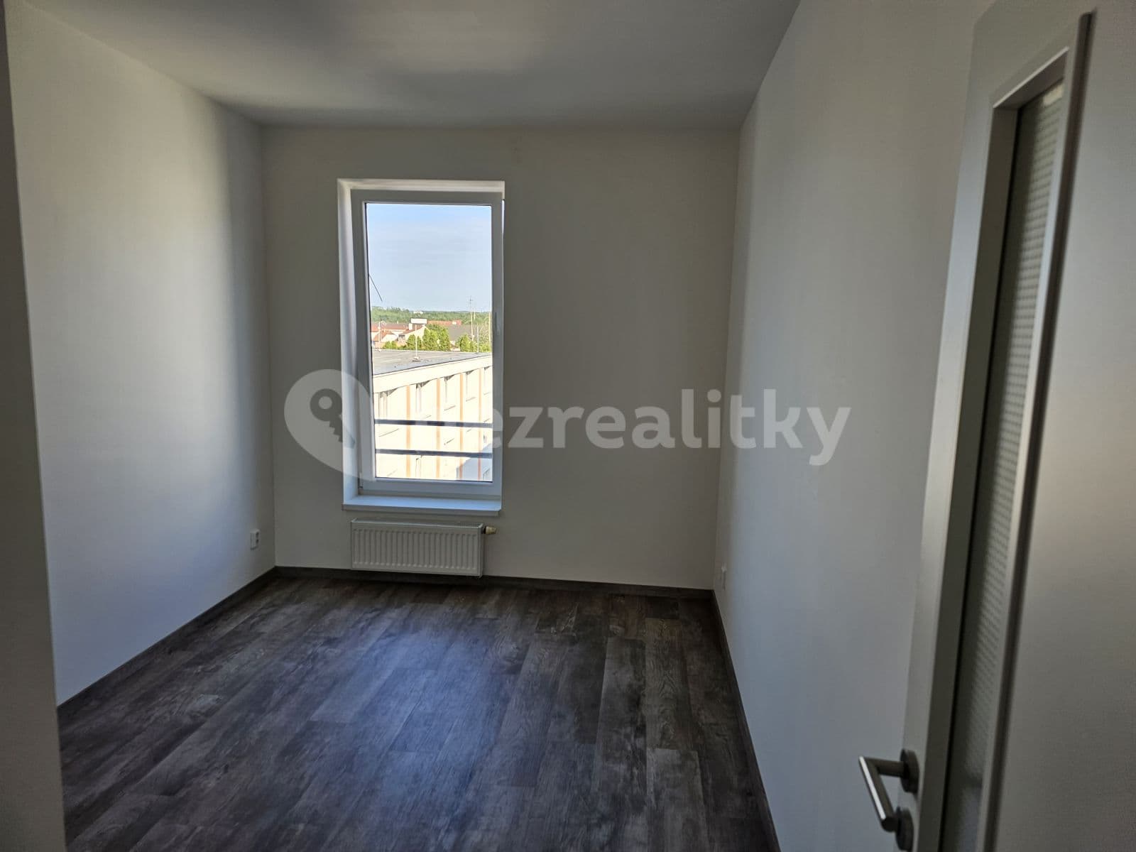 2 bedroom with open-plan kitchen flat to rent, 68 m², Cesta brigádníků, Kralupy nad Vltavou, Středočeský Region 2 bedroom with open-plan kitchen flat to rent, 68 m², Cesta brigádníků, Kralupy nad Vltavou, Středočeský Region