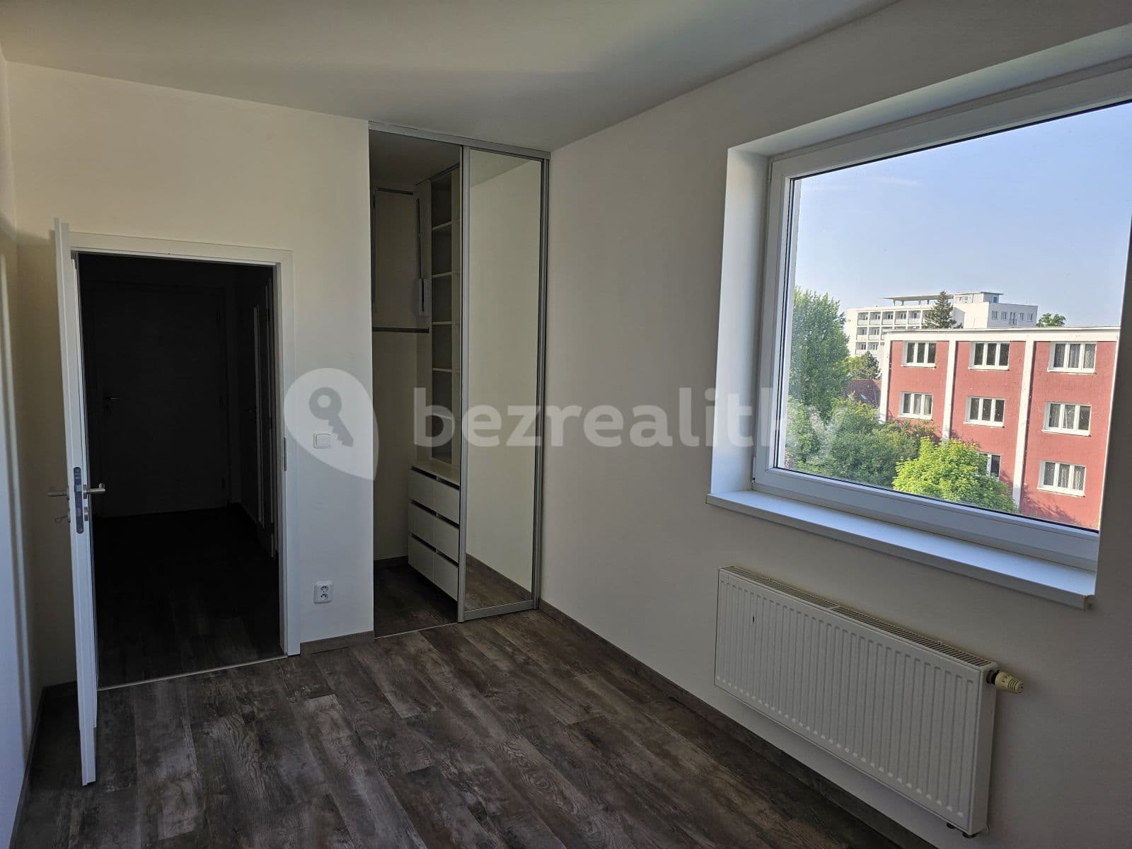2 bedroom with open-plan kitchen flat to rent, 68 m², Cesta brigádníků, Kralupy nad Vltavou, Středočeský Region 2 bedroom with open-plan kitchen flat to rent, 68 m², Cesta brigádníků, Kralupy nad Vltavou, Středočeský Region