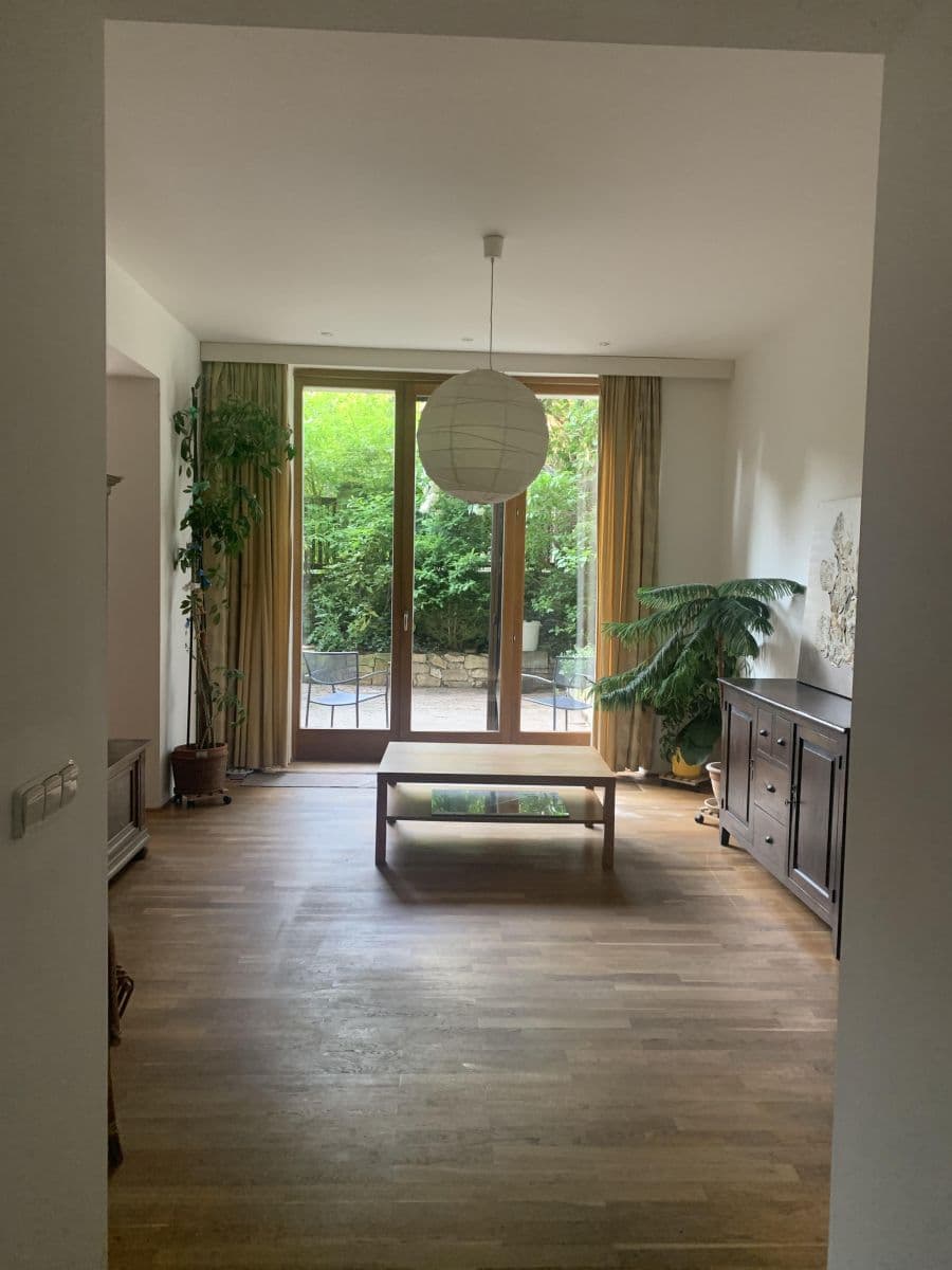 1 bedroom with open-plan kitchen flat to rent, 76 m², Zavadilova, Prague, Prague 1 bedroom with open-plan kitchen flat to rent, 76 m², Zavadilova, Prague, Prague