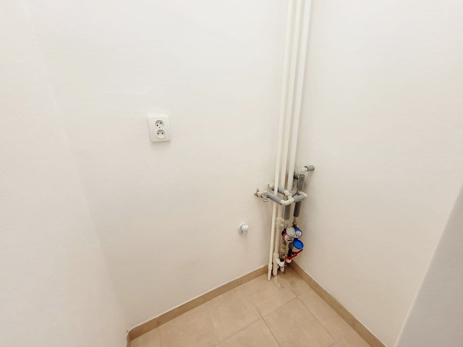 3 bedroom flat to rent, 71 m², Klimšova, Havířov, Moravskoslezský Region 3 bedroom flat to rent, 71 m², Klimšova, Havířov, Moravskoslezský Region