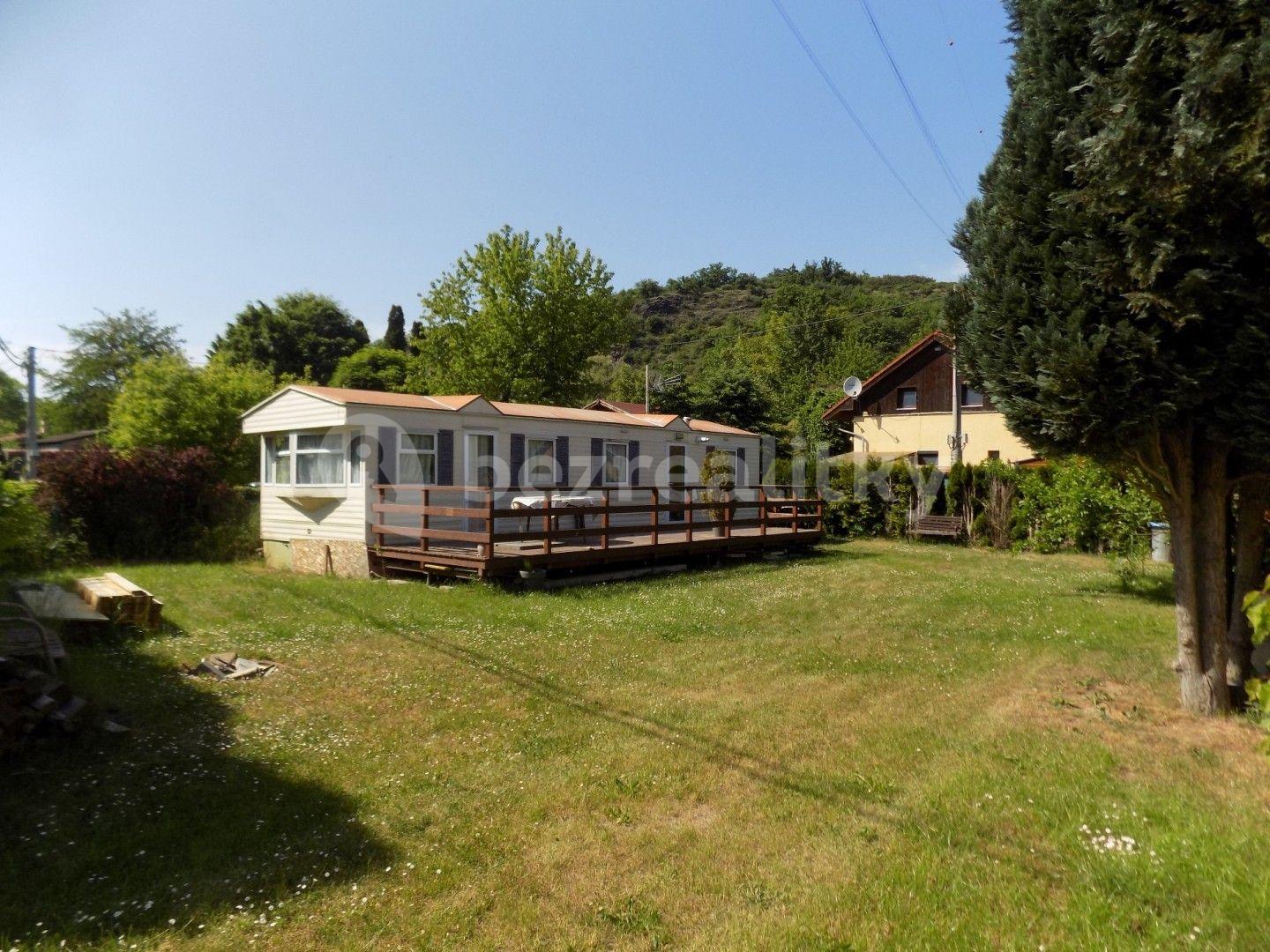 recreational property for sale, 397 m², Zadní Třebaň, Středočeský Region