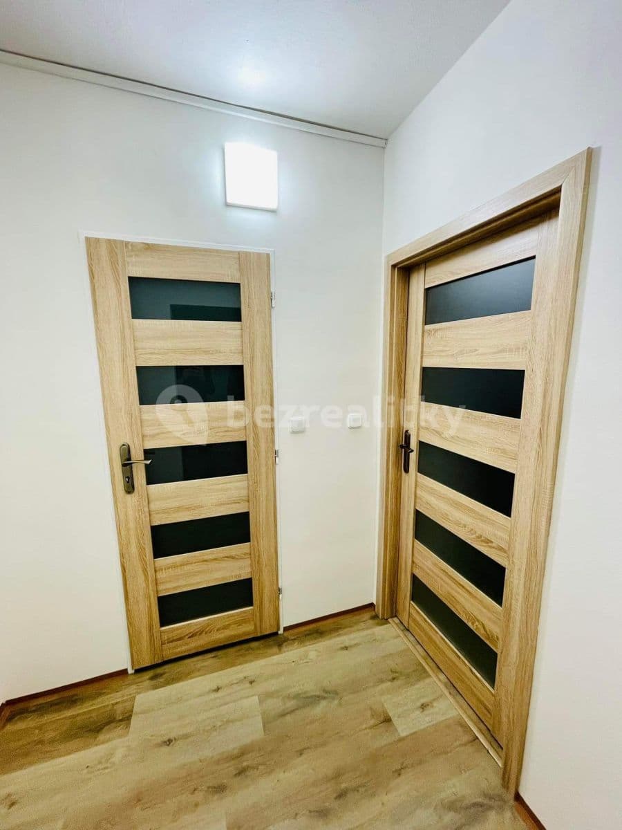 Studio flat to rent, 36 m², Spartakiádní, Ústí nad Labem, Ústecký Region Studio flat to rent, 36 m², Spartakiádní, Ústí nad Labem, Ústecký Region