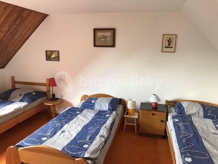 recreational property to rent, 0 m², Lázně Bělohrad, Královéhradecký Region