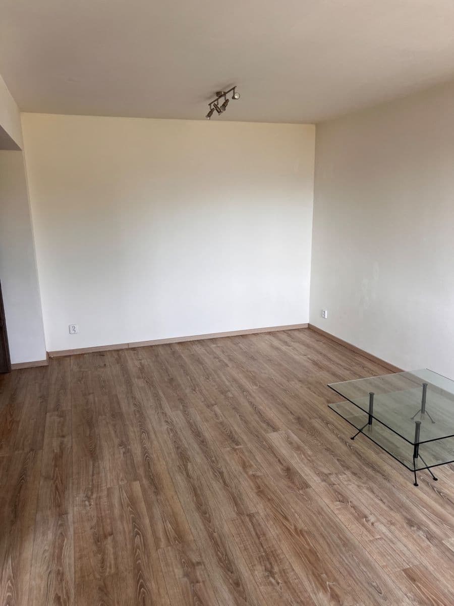 1 bedroom with open-plan kitchen flat to rent, 50 m², Na Klášteře, Beroun, Středočeský Region 1 bedroom with open-plan kitchen flat to rent, 50 m², Na Klášteře, Beroun, Středočeský Region