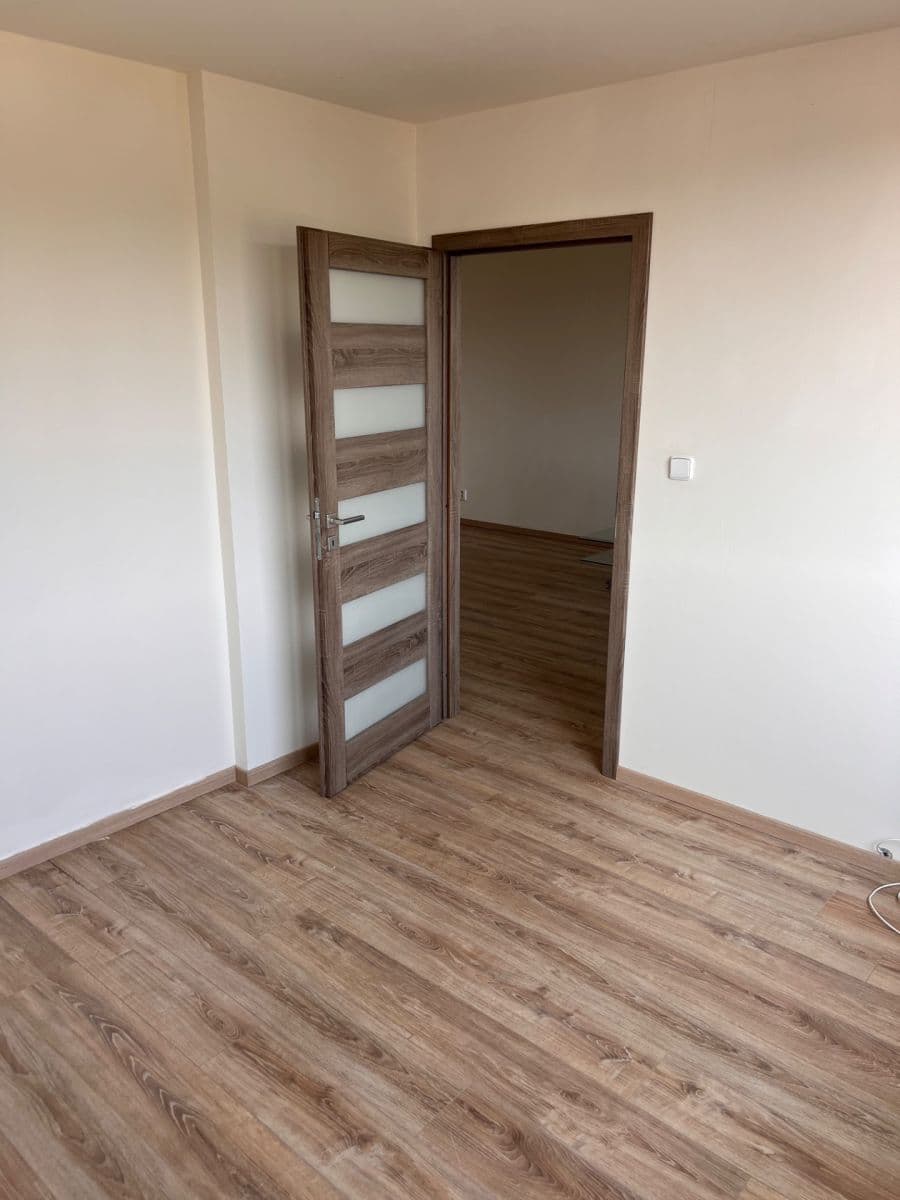 1 bedroom with open-plan kitchen flat to rent, 50 m², Na Klášteře, Beroun, Středočeský Region 1 bedroom with open-plan kitchen flat to rent, 50 m², Na Klášteře, Beroun, Středočeský Region