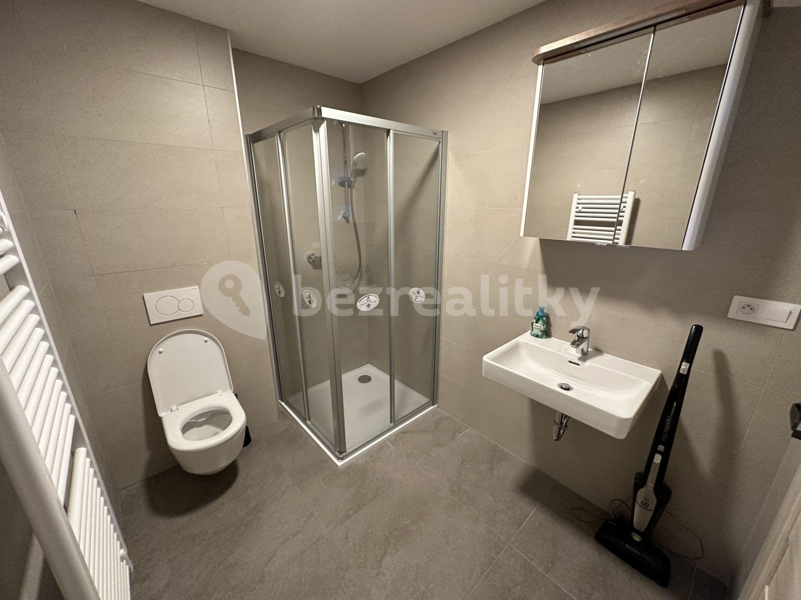 Studio flat to rent, 38 m², Prague, Prague Studio flat to rent, 38 m², Prague, Prague