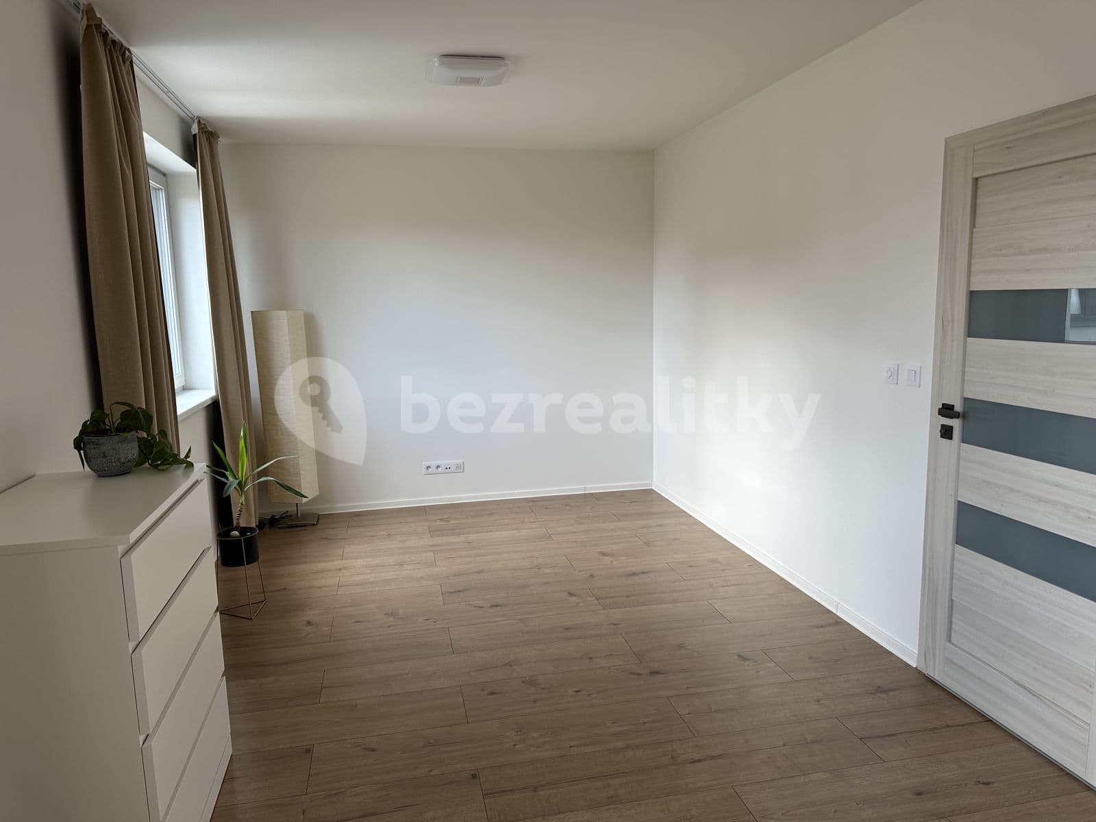 Studio flat to rent, 38 m², Prague, Prague Studio flat to rent, 38 m², Prague, Prague