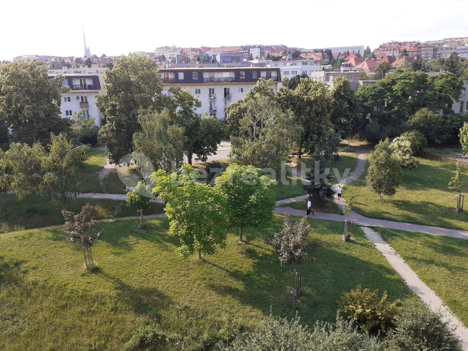 5 bedroom flat to rent, 160 m², 28. pluku, Prague, Prague 5 bedroom flat to rent, 160 m², 28. pluku, Prague, Prague