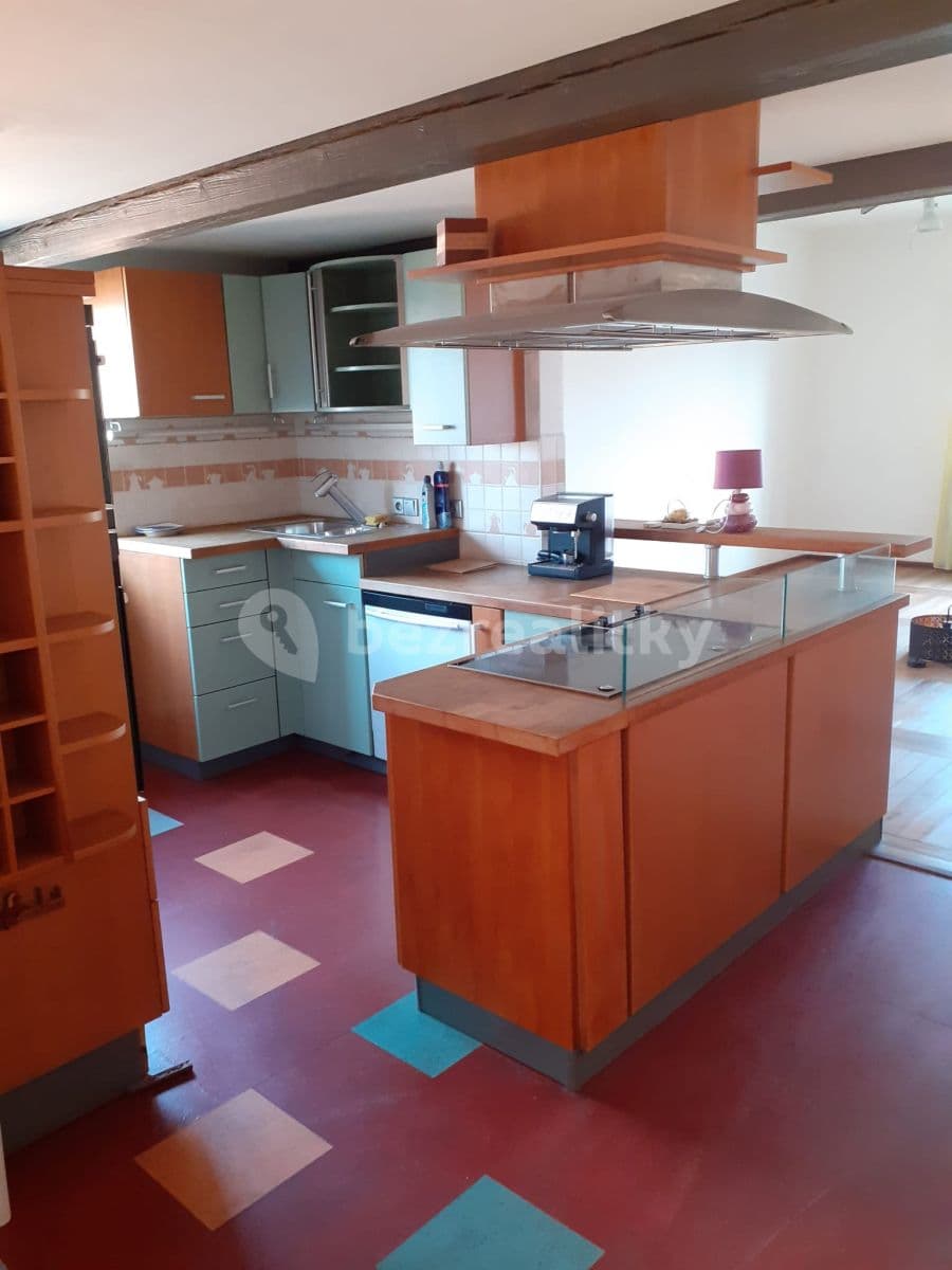 5 bedroom flat to rent, 160 m², 28. pluku, Prague, Prague 5 bedroom flat to rent, 160 m², 28. pluku, Prague, Prague