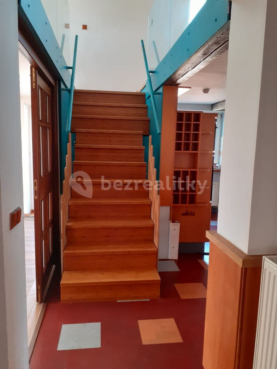 5 bedroom flat to rent, 160 m², 28. pluku, Prague, Prague 5 bedroom flat to rent, 160 m², 28. pluku, Prague, Prague