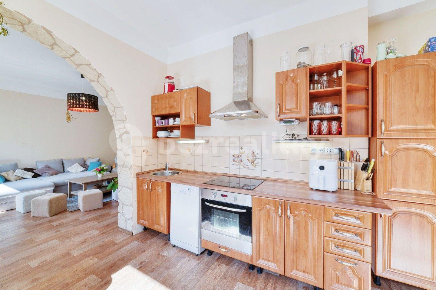 1 bedroom with open-plan kitchen flat for sale, 68 m², Husova, Mariánské Lázně, Karlovarský Region