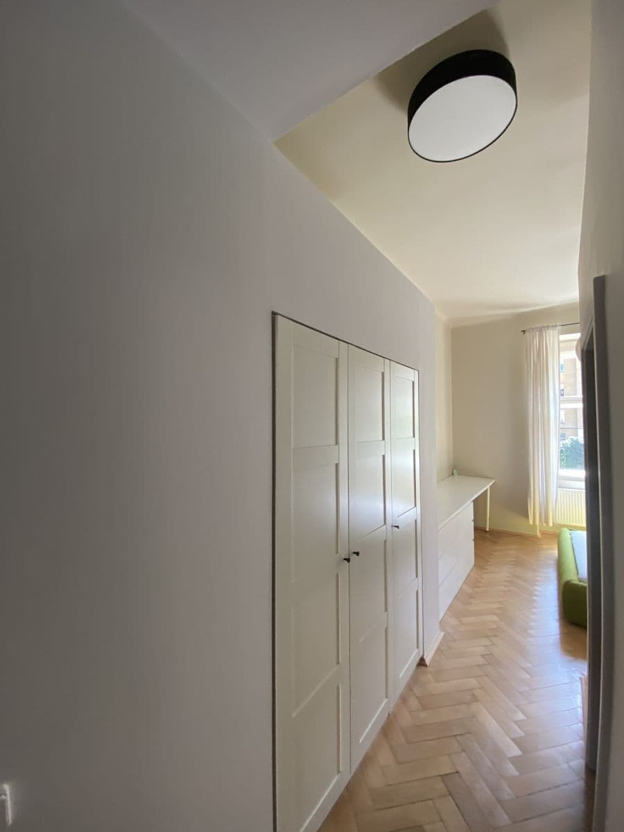 2 bedroom with open-plan kitchen flat to rent, 77 m², Dr. Zikmunda Wintra, Prague, Prague 2 bedroom with open-plan kitchen flat to rent, 77 m², Dr. Zikmunda Wintra, Prague, Prague