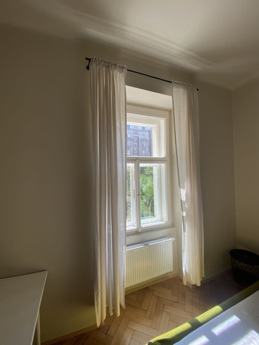 2 bedroom with open-plan kitchen flat to rent, 77 m², Dr. Zikmunda Wintra, Prague, Prague 2 bedroom with open-plan kitchen flat to rent, 77 m², Dr. Zikmunda Wintra, Prague, Prague