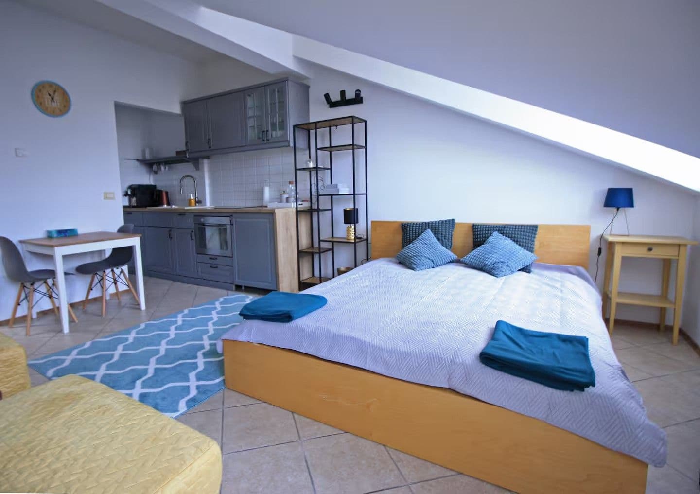 Studio flat to rent, 30 m², Jeronýmova, Prague, Prague Studio flat to rent, 30 m², Jeronýmova, Prague, Prague