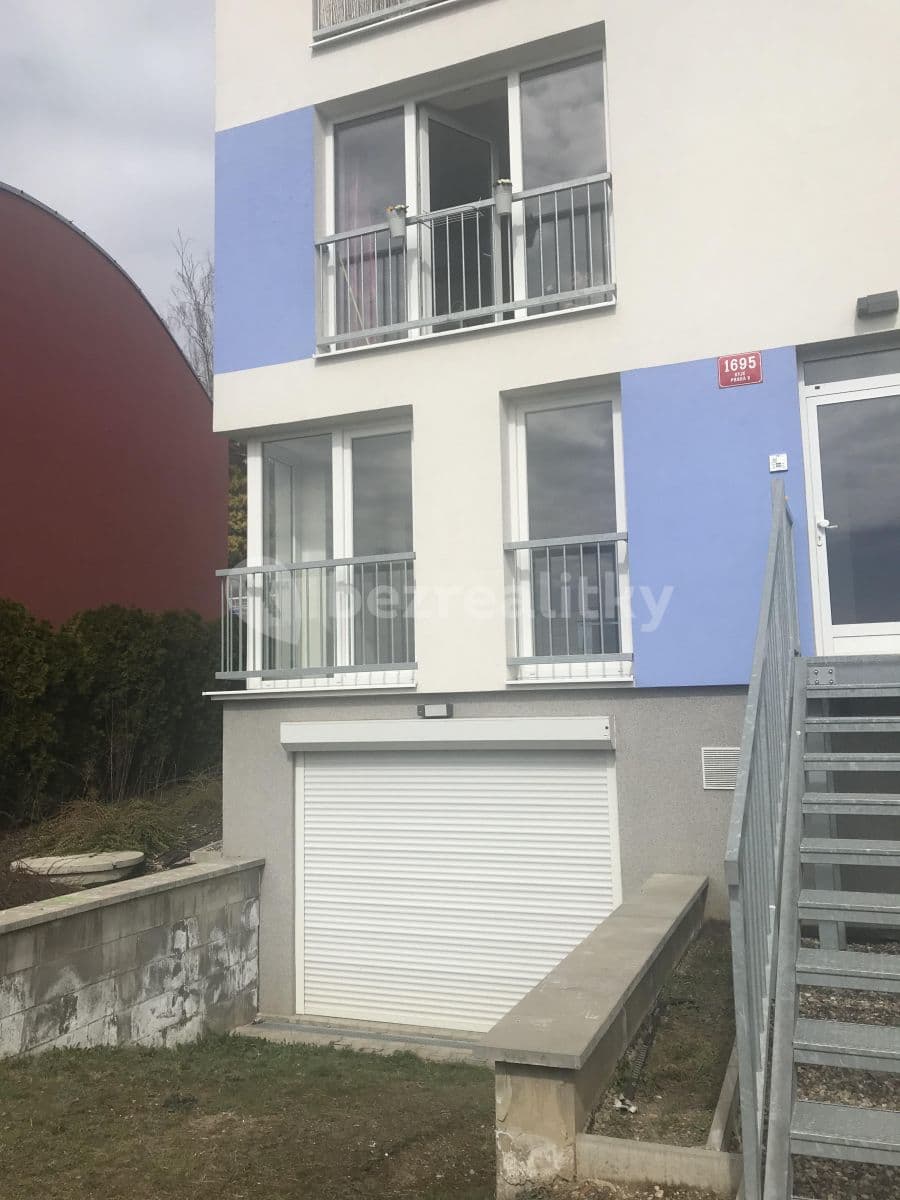 2 bedroom with open-plan kitchen flat to rent, 58 m², Tálínská, Prague, Prague 2 bedroom with open-plan kitchen flat to rent, 58 m², Tálínská, Prague, Prague