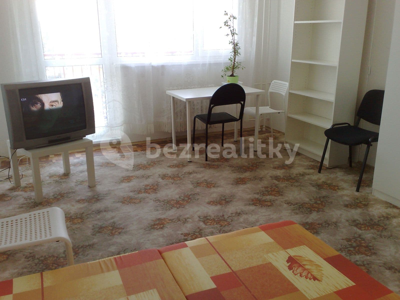 3 bedroom flat to rent, 92 m², Španielova, Prague, Prague 3 bedroom flat to rent, 92 m², Španielova, Prague, Prague