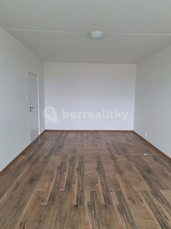 1 bedroom flat to rent, 55 m², Komenského náměstí, Říčany, Středočeský Region 1 bedroom flat to rent, 55 m², Komenského náměstí, Říčany, Středočeský Region