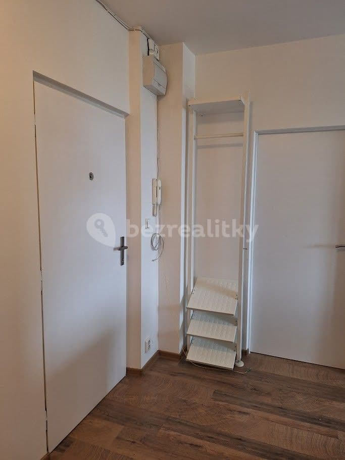1 bedroom flat to rent, 55 m², Komenského náměstí, Říčany, Středočeský Region 1 bedroom flat to rent, 55 m², Komenského náměstí, Říčany, Středočeský Region