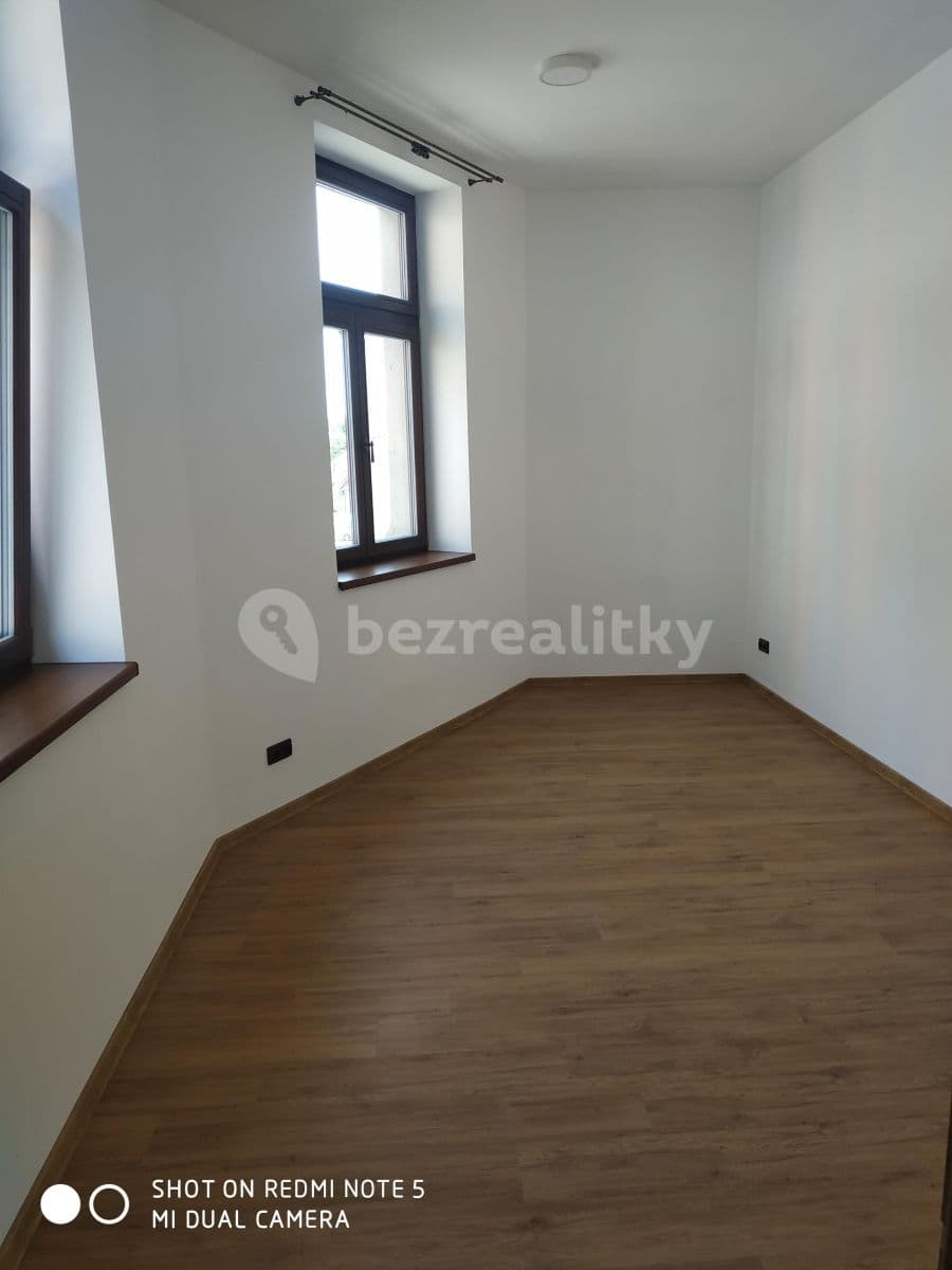 4 bedroom flat to rent, 100 m², Nádražní, Sedlčany, Středočeský Region 4 bedroom flat to rent, 100 m², Nádražní, Sedlčany, Středočeský Region