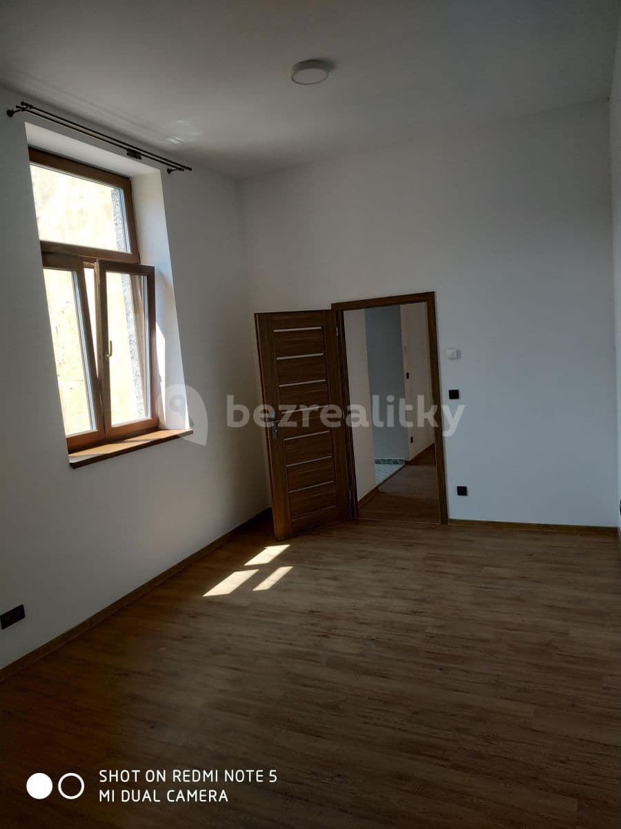 4 bedroom flat to rent, 100 m², Nádražní, Sedlčany, Středočeský Region 4 bedroom flat to rent, 100 m², Nádražní, Sedlčany, Středočeský Region