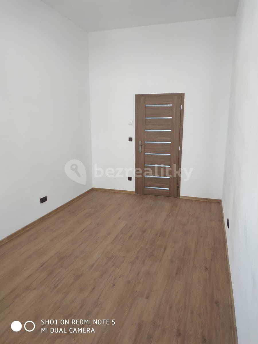 4 bedroom flat to rent, 100 m², Nádražní, Sedlčany, Středočeský Region 4 bedroom flat to rent, 100 m², Nádražní, Sedlčany, Středočeský Region
