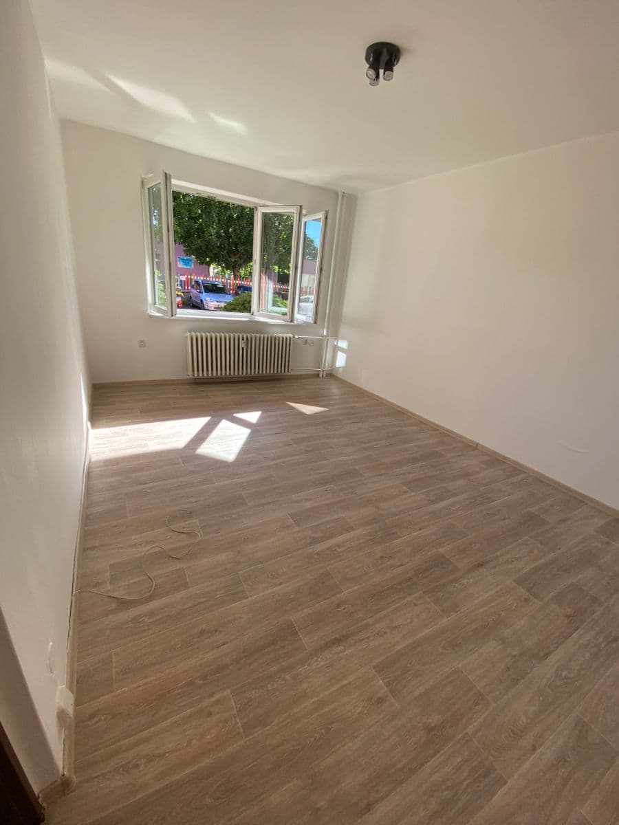 1 bedroom flat to rent, 34 m², Jiráskova, Krnov, Moravskoslezský Region 1 bedroom flat to rent, 34 m², Jiráskova, Krnov, Moravskoslezský Region