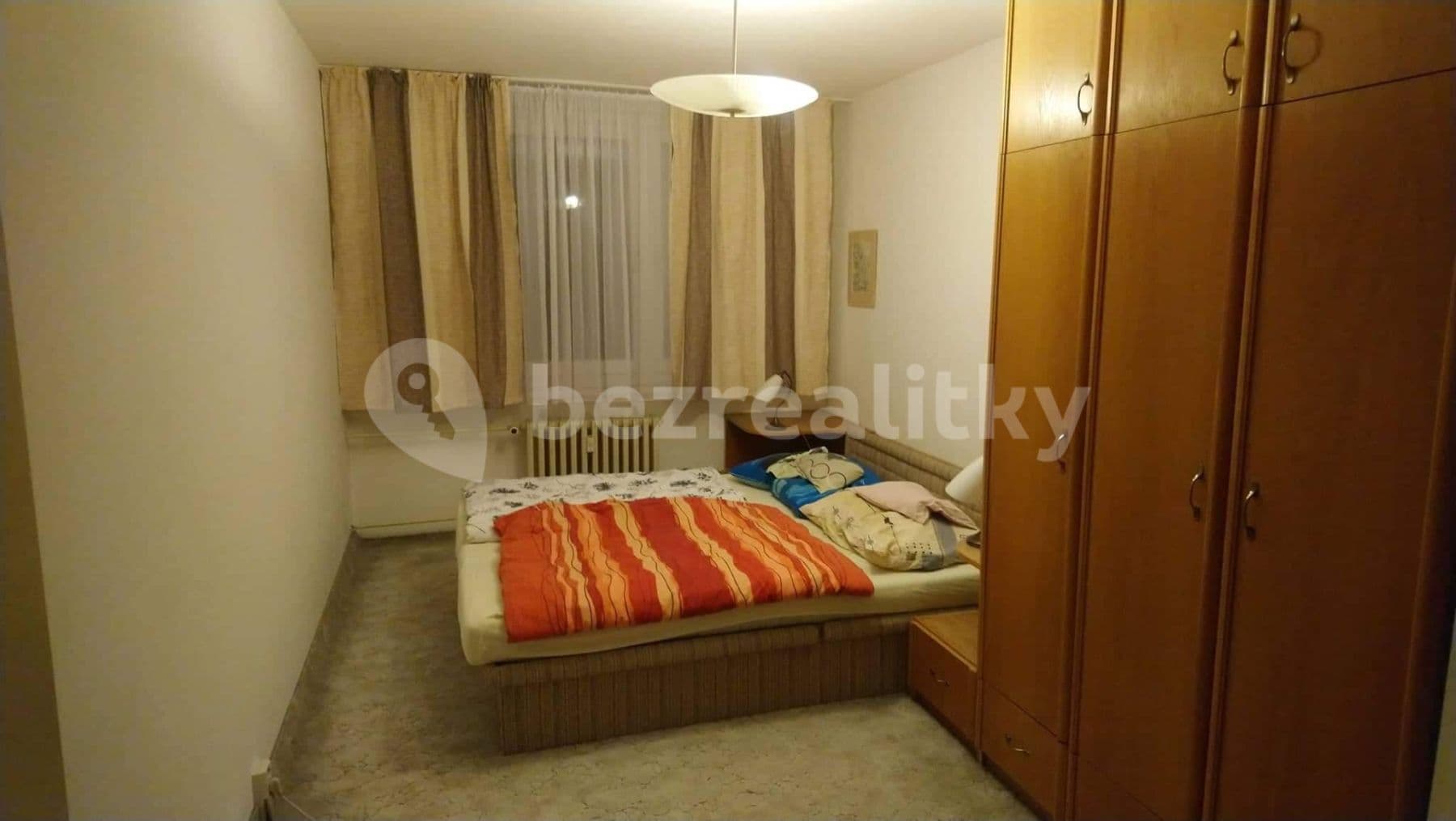 3 bedroom flat to rent, 88 m², Tlustého, Prague, Prague 3 bedroom flat to rent, 88 m², Tlustého, Prague, Prague