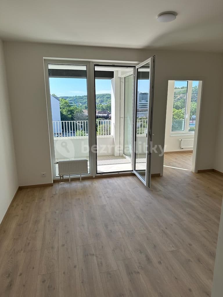 1 bedroom with open-plan kitchen flat to rent, 41 m², Jankovcova, Prague, Prague 1 bedroom with open-plan kitchen flat to rent, 41 m², Jankovcova, Prague, Prague