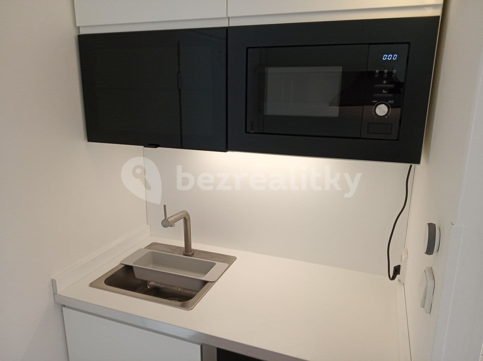 Studio flat to rent, 48 m², Kettnerova, Prague, Prague Studio flat to rent, 48 m², Kettnerova, Prague, Prague