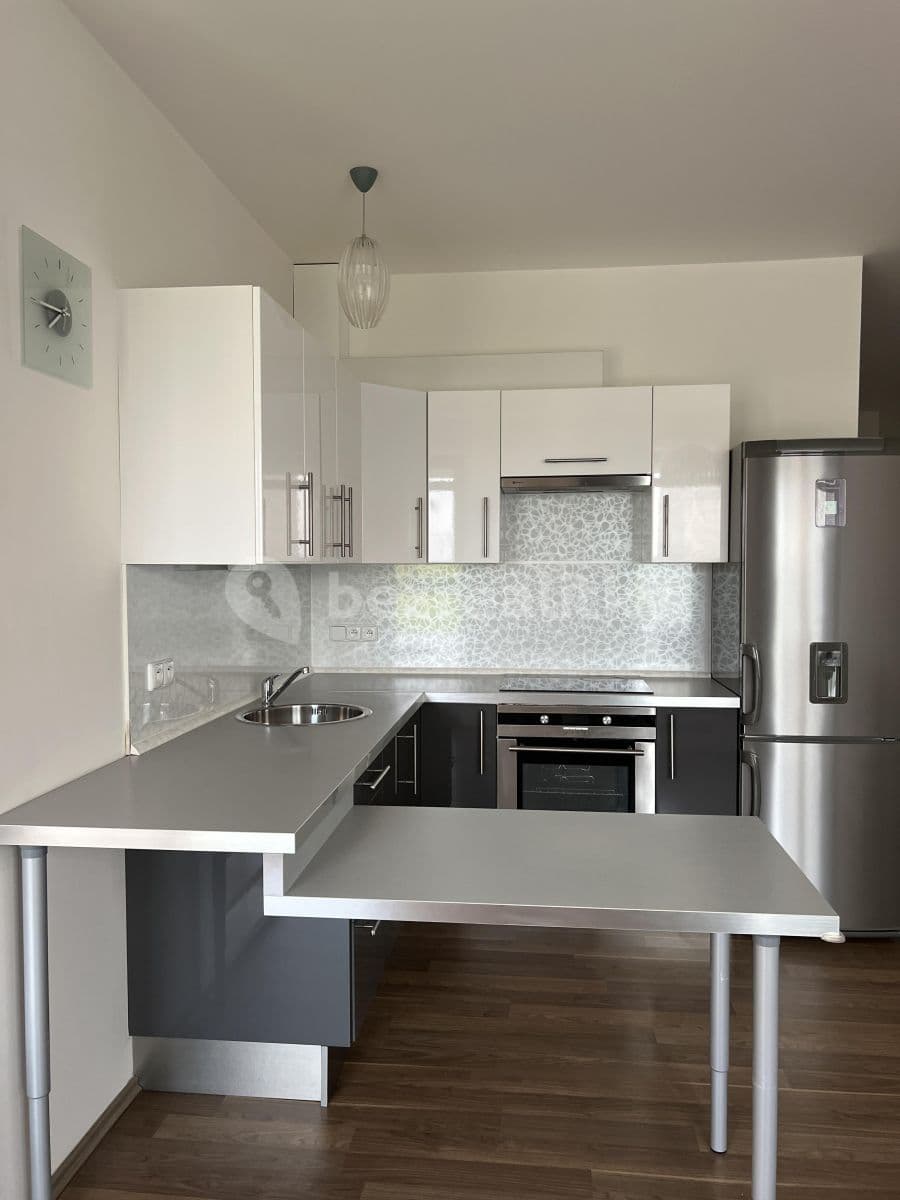 1 bedroom with open-plan kitchen flat to rent, 52 m², Polní, Veleň, Středočeský Region 1 bedroom with open-plan kitchen flat to rent, 52 m², Polní, Veleň, Středočeský Region