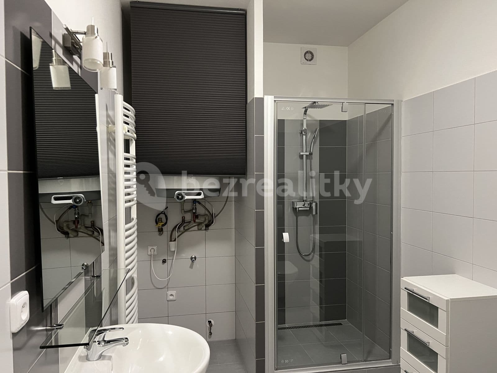 1 bedroom with open-plan kitchen flat to rent, 52 m², Polní, Veleň, Středočeský Region 1 bedroom with open-plan kitchen flat to rent, 52 m², Polní, Veleň, Středočeský Region