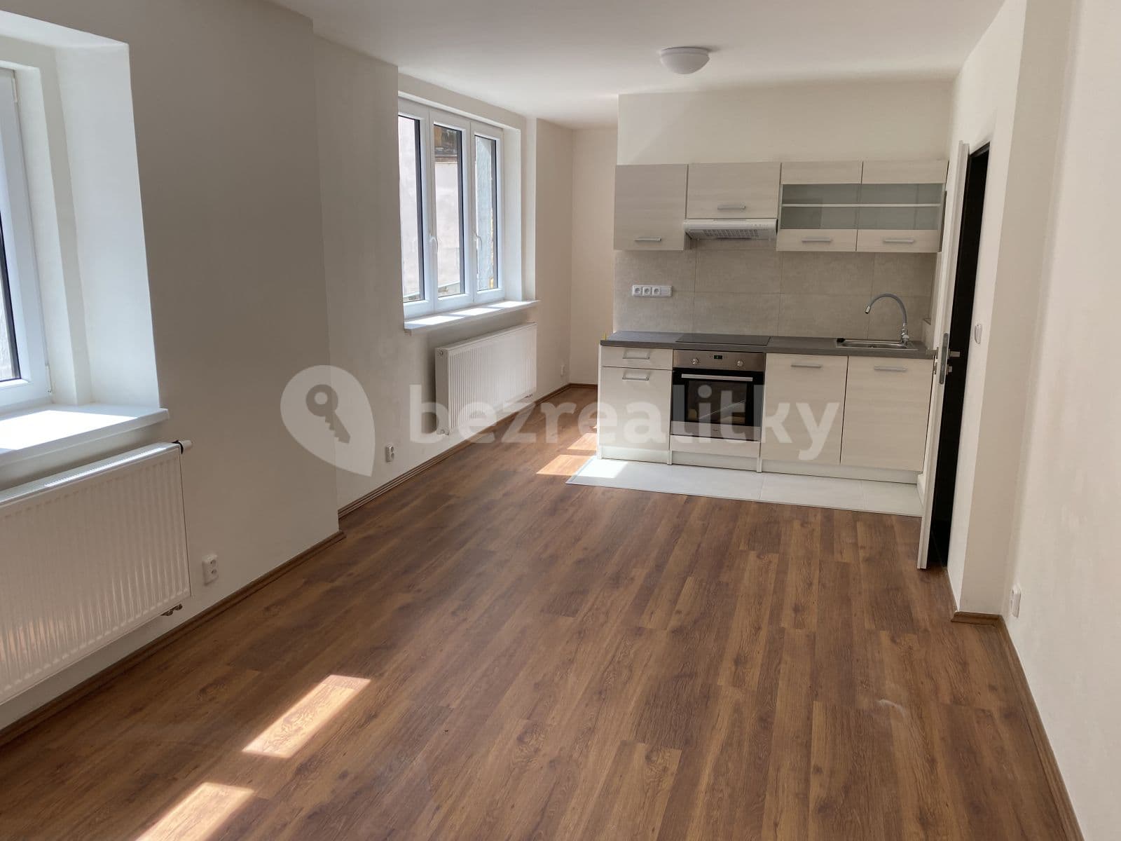 Studio flat to rent, 33 m², Havlíčkova, Roudnice nad Labem, Ústecký Region Studio flat to rent, 33 m², Havlíčkova, Roudnice nad Labem, Ústecký Region