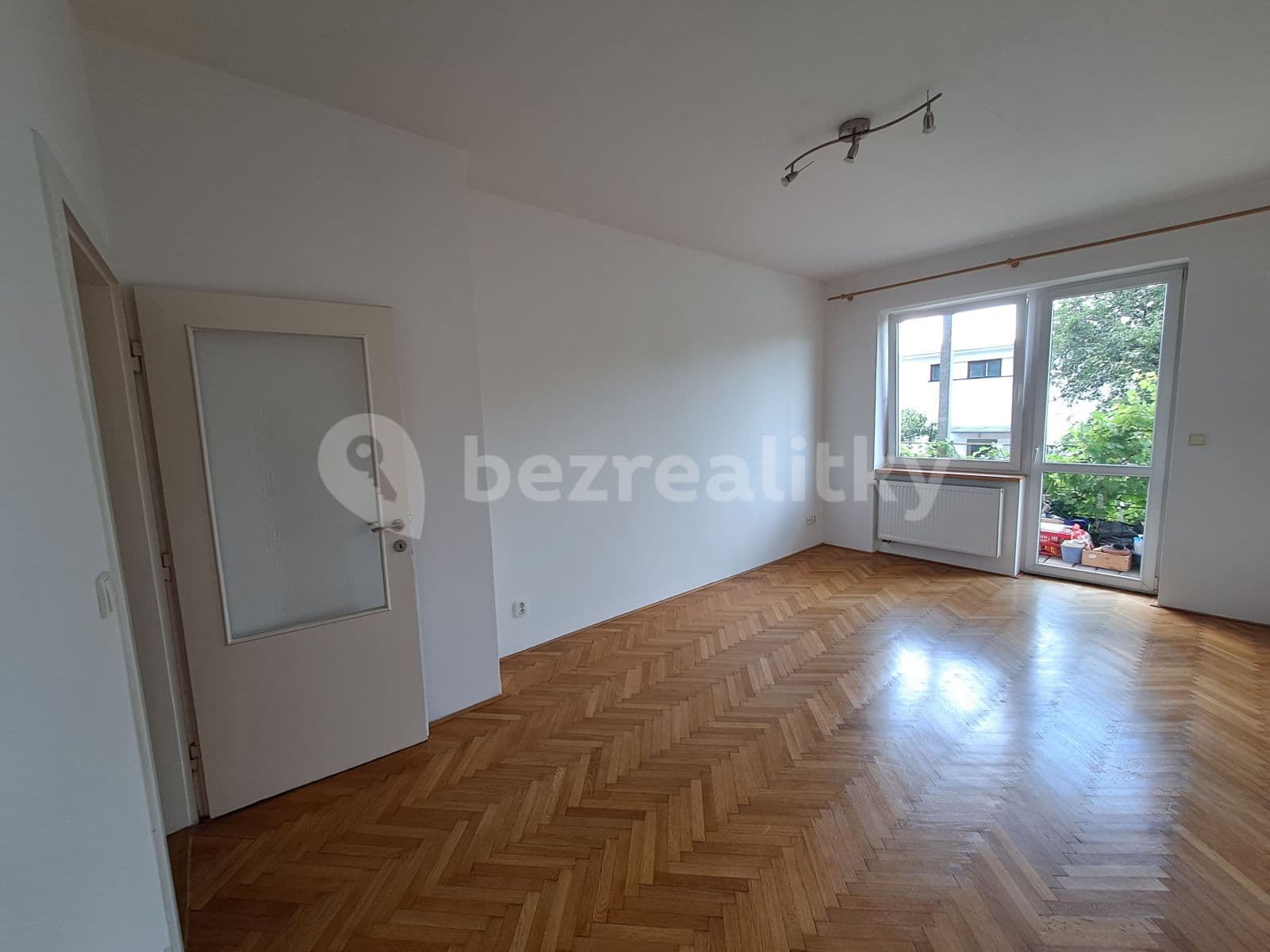 2 bedroom with open-plan kitchen flat to rent, 67 m², Nárožní, Brno, Jihomoravský Region 2 bedroom with open-plan kitchen flat to rent, 67 m², Nárožní, Brno, Jihomoravský Region