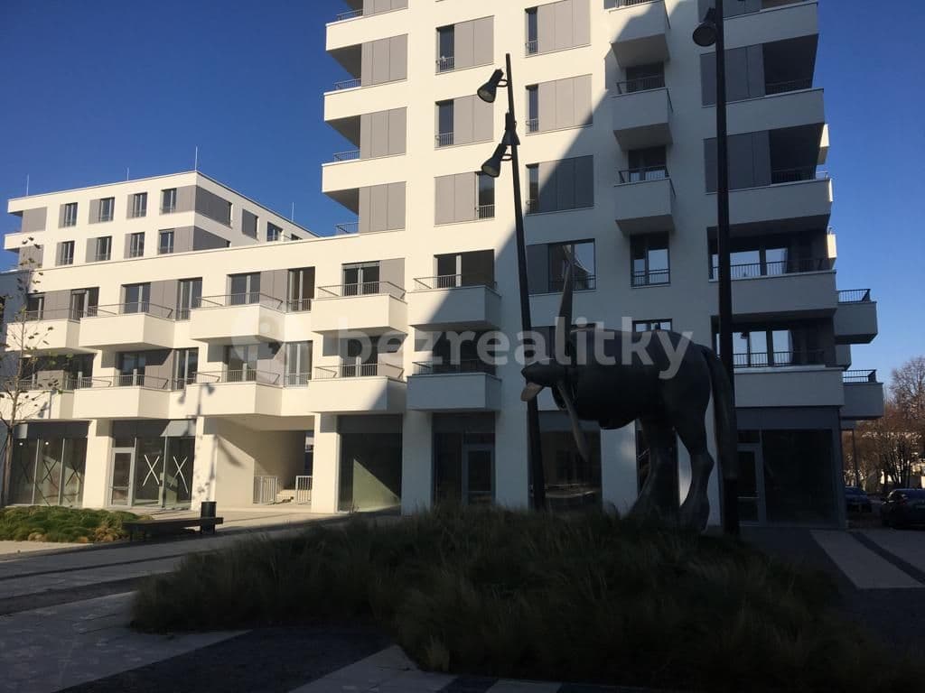 3 bedroom with open-plan kitchen flat to rent, 109 m², Walterovo náměstí, Prague, Prague 3 bedroom with open-plan kitchen flat to rent, 109 m², Walterovo náměstí, Prague, Prague