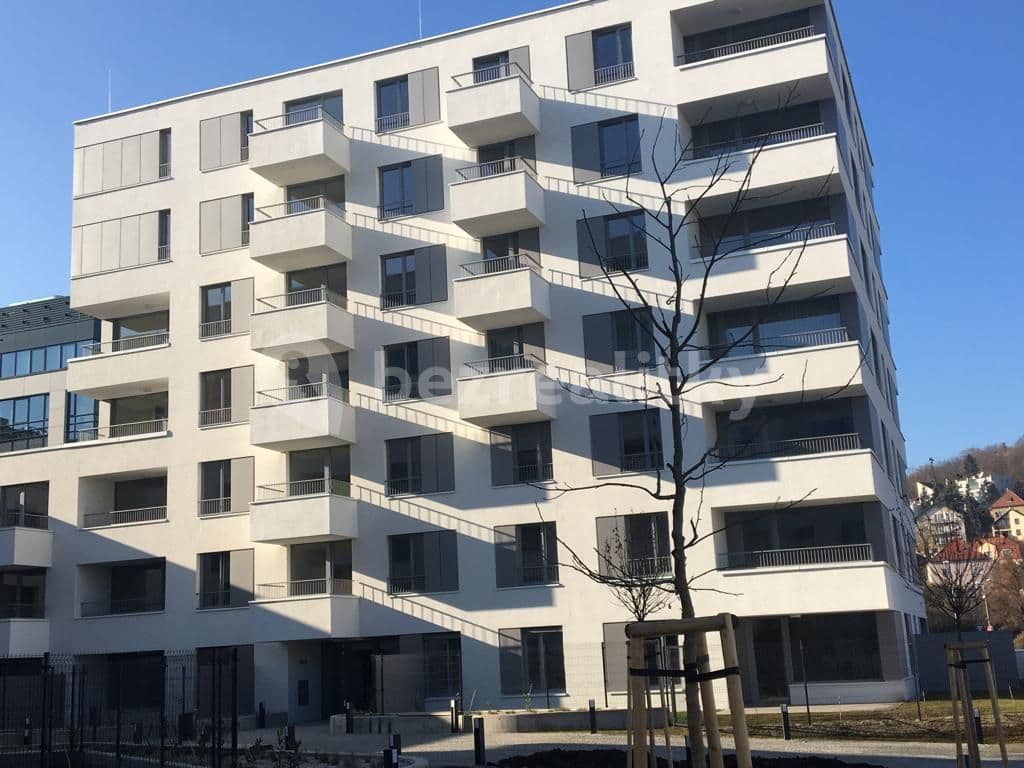 3 bedroom with open-plan kitchen flat to rent, 109 m², Walterovo náměstí, Prague, Prague 3 bedroom with open-plan kitchen flat to rent, 109 m², Walterovo náměstí, Prague, Prague