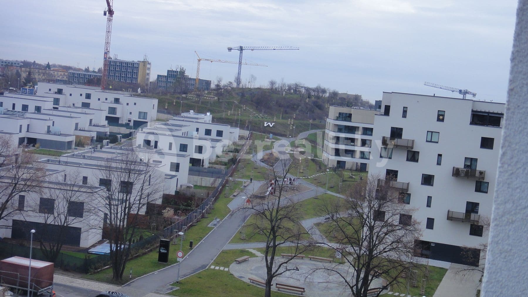 3 bedroom with open-plan kitchen flat to rent, 109 m², Walterovo náměstí, Prague, Prague 3 bedroom with open-plan kitchen flat to rent, 109 m², Walterovo náměstí, Prague, Prague