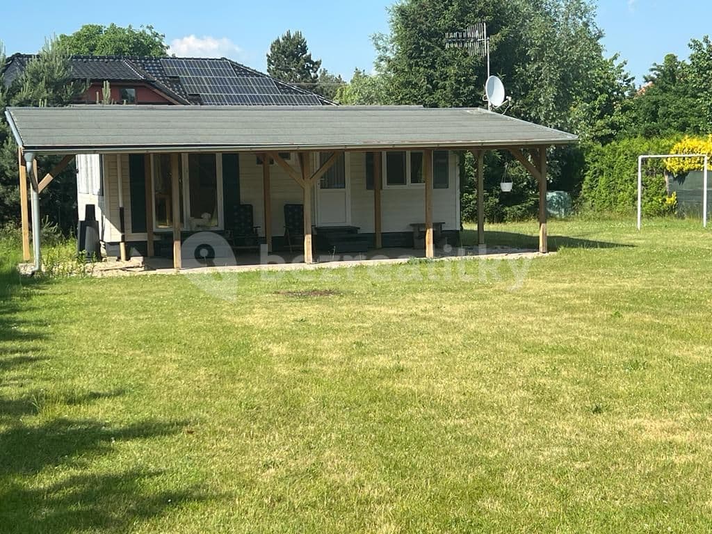 house to rent, 40 m², Nový Vestec, Středočeský Region house to rent, 40 m², Nový Vestec, Středočeský Region