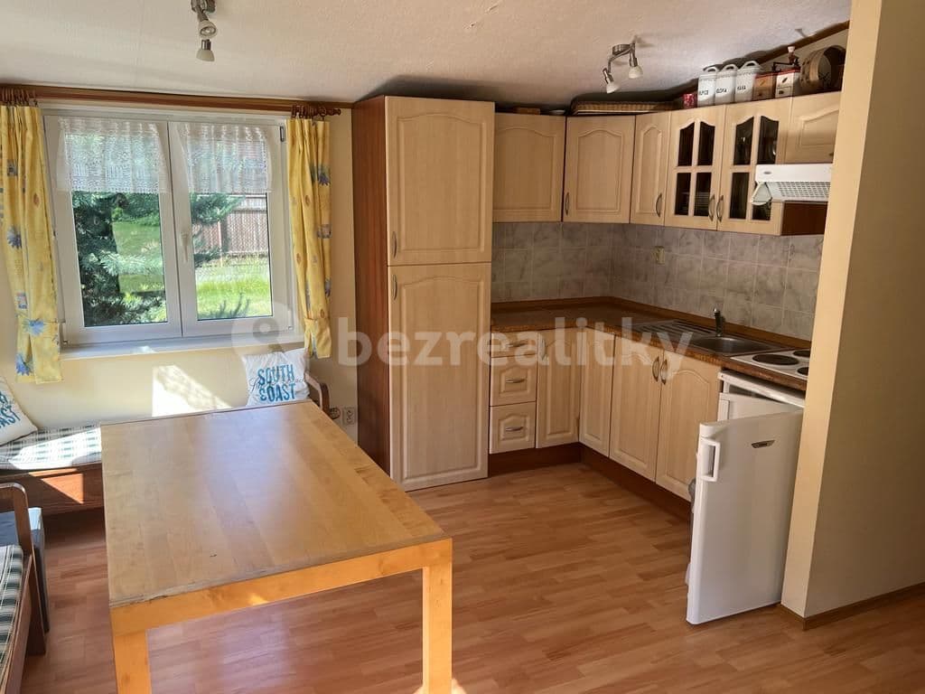 house to rent, 40 m², Nový Vestec, Středočeský Region house to rent, 40 m², Nový Vestec, Středočeský Region