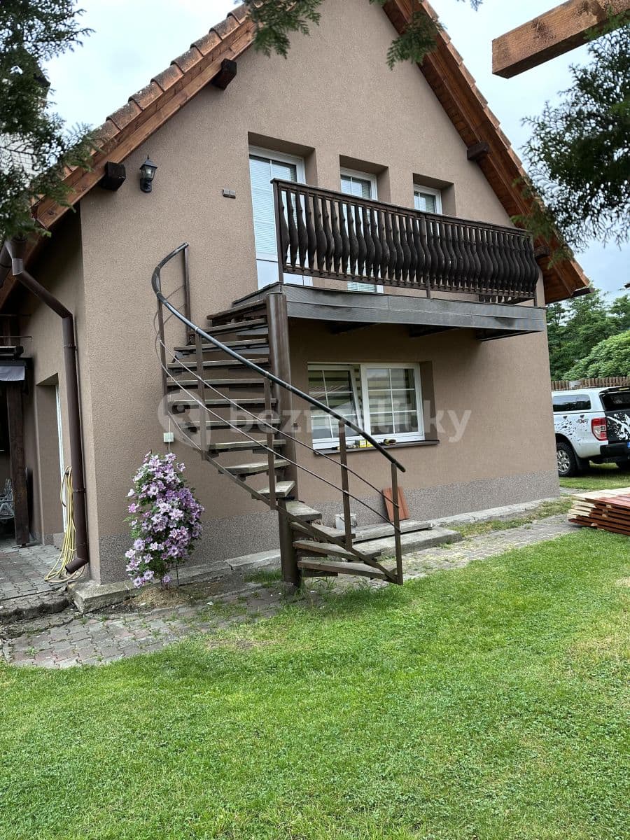 1 bedroom with open-plan kitchen flat to rent, 85 m², Okrouhlá, Liberecký Region 1 bedroom with open-plan kitchen flat to rent, 85 m², Okrouhlá, Liberecký Region
