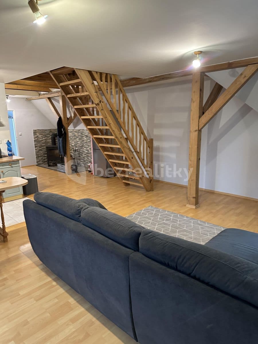 1 bedroom with open-plan kitchen flat to rent, 85 m², Okrouhlá, Liberecký Region 1 bedroom with open-plan kitchen flat to rent, 85 m², Okrouhlá, Liberecký Region