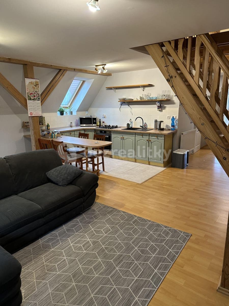 1 bedroom with open-plan kitchen flat to rent, 85 m², Okrouhlá, Liberecký Region 1 bedroom with open-plan kitchen flat to rent, 85 m², Okrouhlá, Liberecký Region