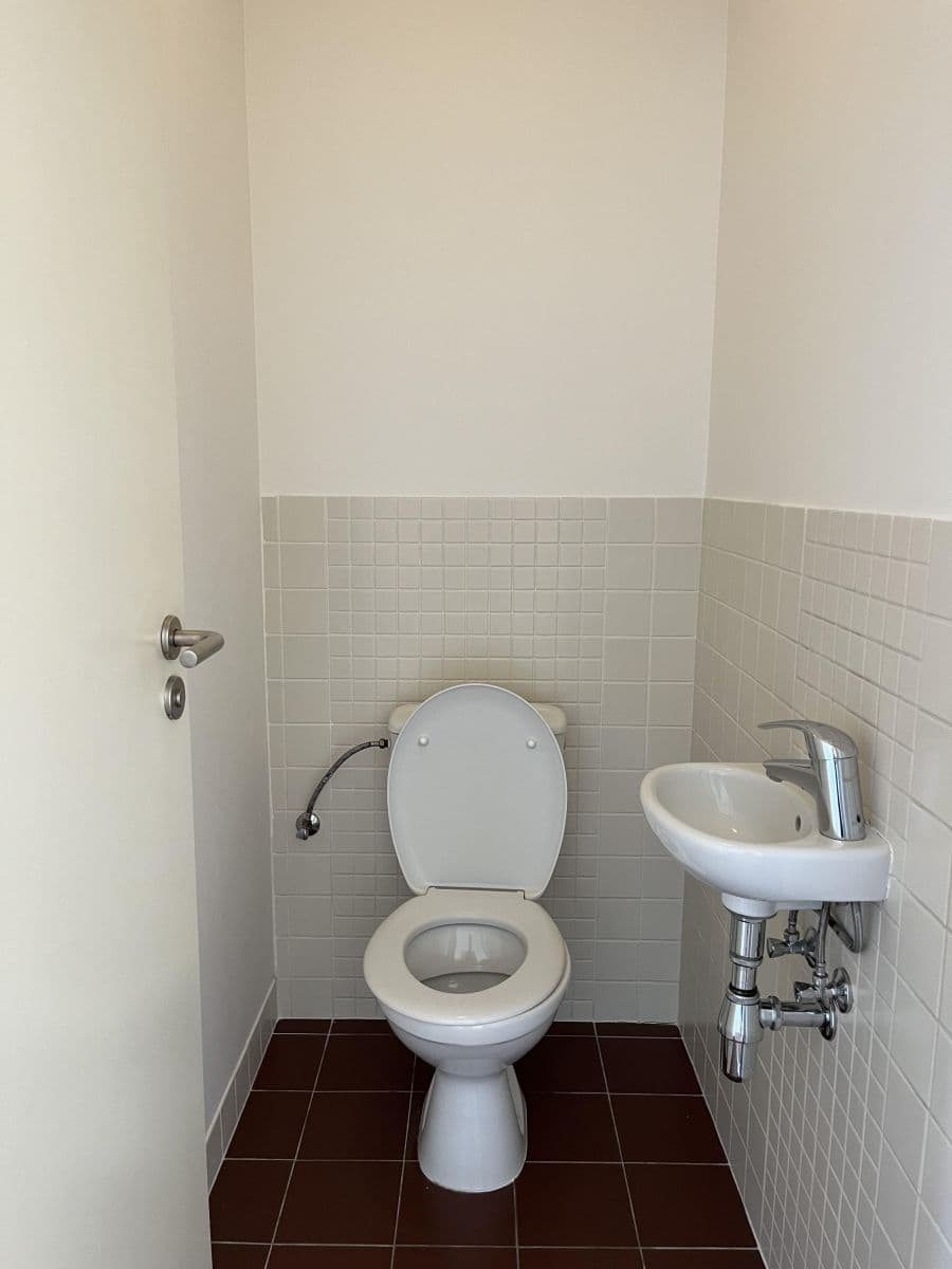 2 bedroom with open-plan kitchen flat to rent, 85 m², Červená Skála, Husinec, Středočeský Region 2 bedroom with open-plan kitchen flat to rent, 85 m², Červená Skála, Husinec, Středočeský Region