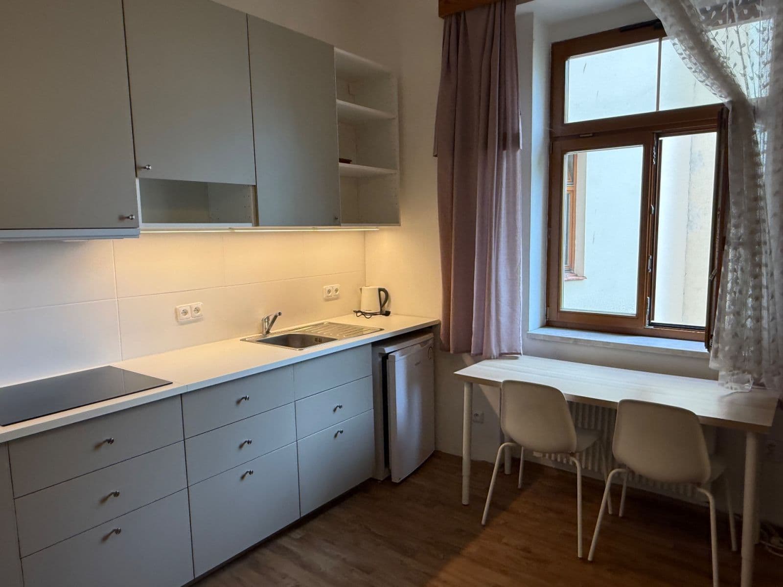 Studio flat to rent, 29 m², Jaselská , Prague, Prague Studio flat to rent, 29 m², Jaselská , Prague, Prague