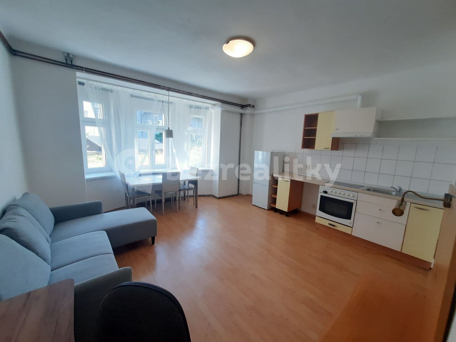 1 bedroom with open-plan kitchen flat to rent, 50 m², Valčíkova, Prague, Prague 1 bedroom with open-plan kitchen flat to rent, 50 m², Valčíkova, Prague, Prague