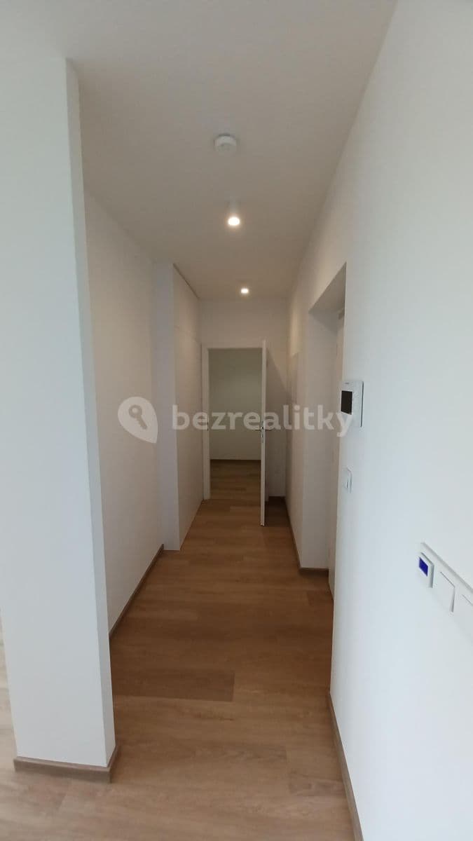 2 bedroom flat to rent, 57 m², Veverské Knínice, Jihomoravský Region 2 bedroom flat to rent, 57 m², Veverské Knínice, Jihomoravský Region