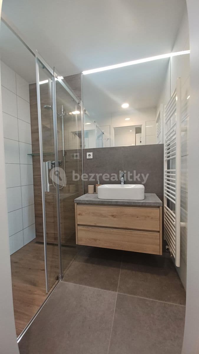 2 bedroom flat to rent, 57 m², Veverské Knínice, Jihomoravský Region 2 bedroom flat to rent, 57 m², Veverské Knínice, Jihomoravský Region