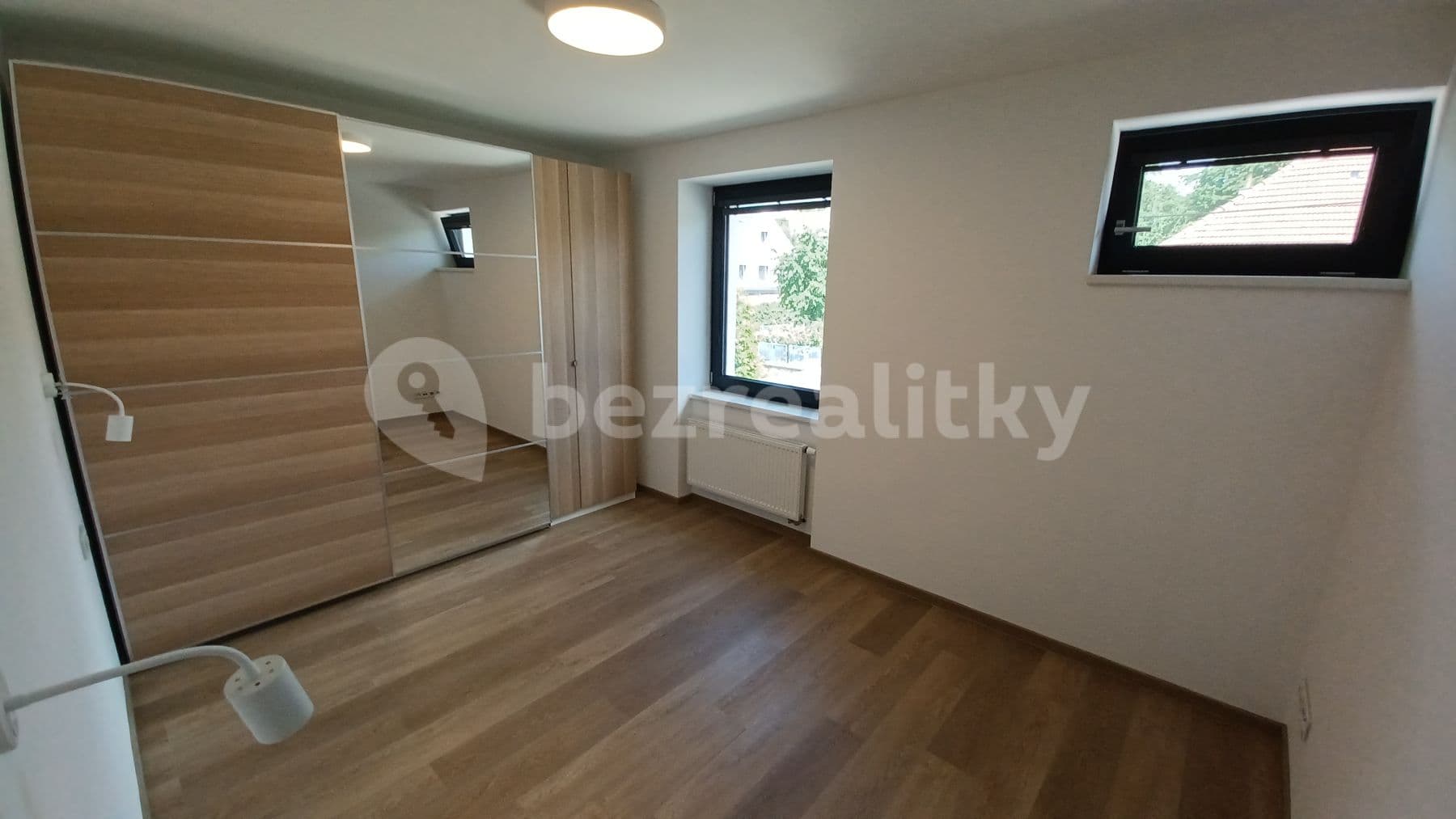 2 bedroom with open-plan kitchen flat to rent, 85 m², Veverské Knínice, Jihomoravský Region 2 bedroom with open-plan kitchen flat to rent, 85 m², Veverské Knínice, Jihomoravský Region