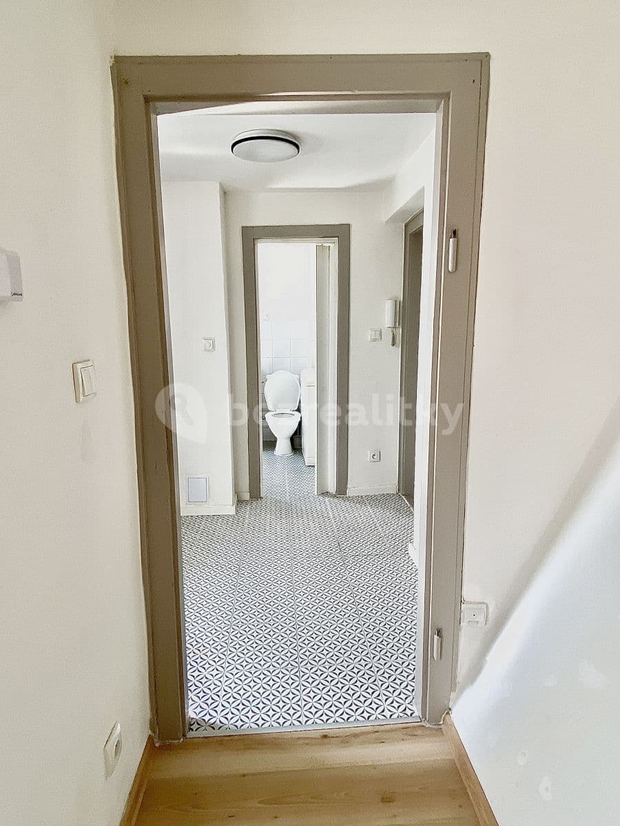 1 bedroom with open-plan kitchen flat to rent, 56 m², Wolkerova, Litvínov, Ústecký Region 1 bedroom with open-plan kitchen flat to rent, 56 m², Wolkerova, Litvínov, Ústecký Region