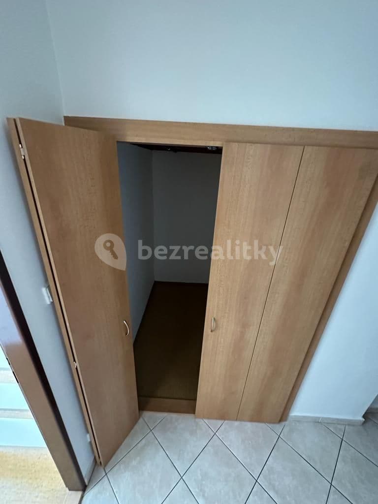 1 bedroom flat to rent, 38 m², Na Žertvách, Prague, Prague 1 bedroom flat to rent, 38 m², Na Žertvách, Prague, Prague