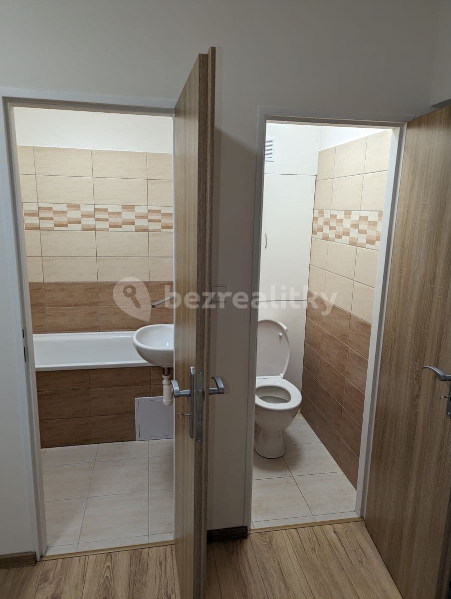 2 bedroom with open-plan kitchen flat to rent, 55 m², Jelínkova, Sokolov, Karlovarský Region 2 bedroom with open-plan kitchen flat to rent, 55 m², Jelínkova, Sokolov, Karlovarský Region